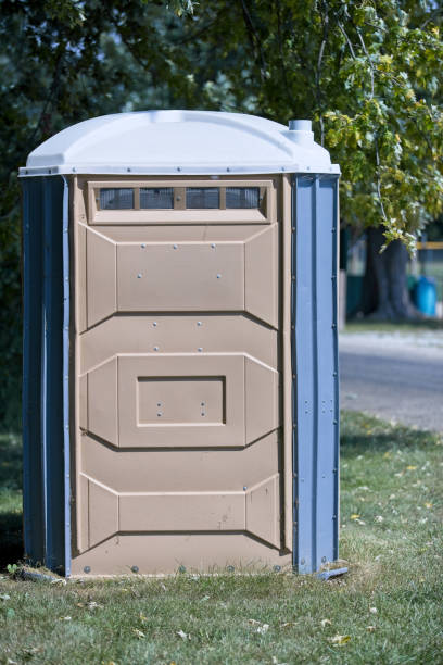 Porta potty delivery and setup in Flemington, GA